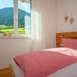 Am Breitenberg Apt1
